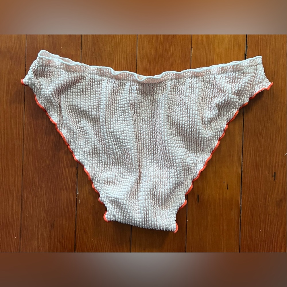 NWOT Madewell Ruffle-Edge Textured Curved-Waist Bikini Bottom Small - Peach Pink - Picture 2 of 5